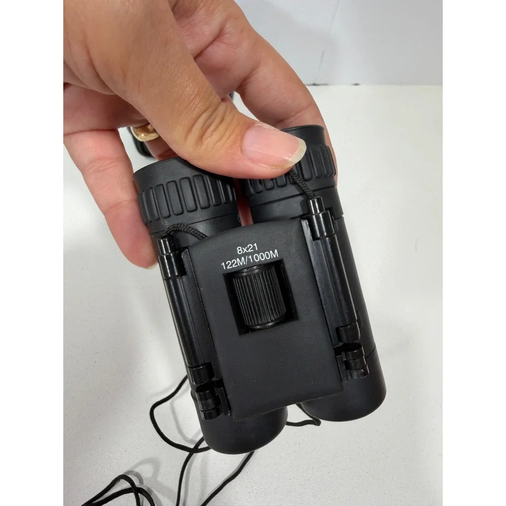 N/A compact 8x21